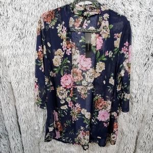 Gorgeous floral kimono coverup cardigan‎ plus